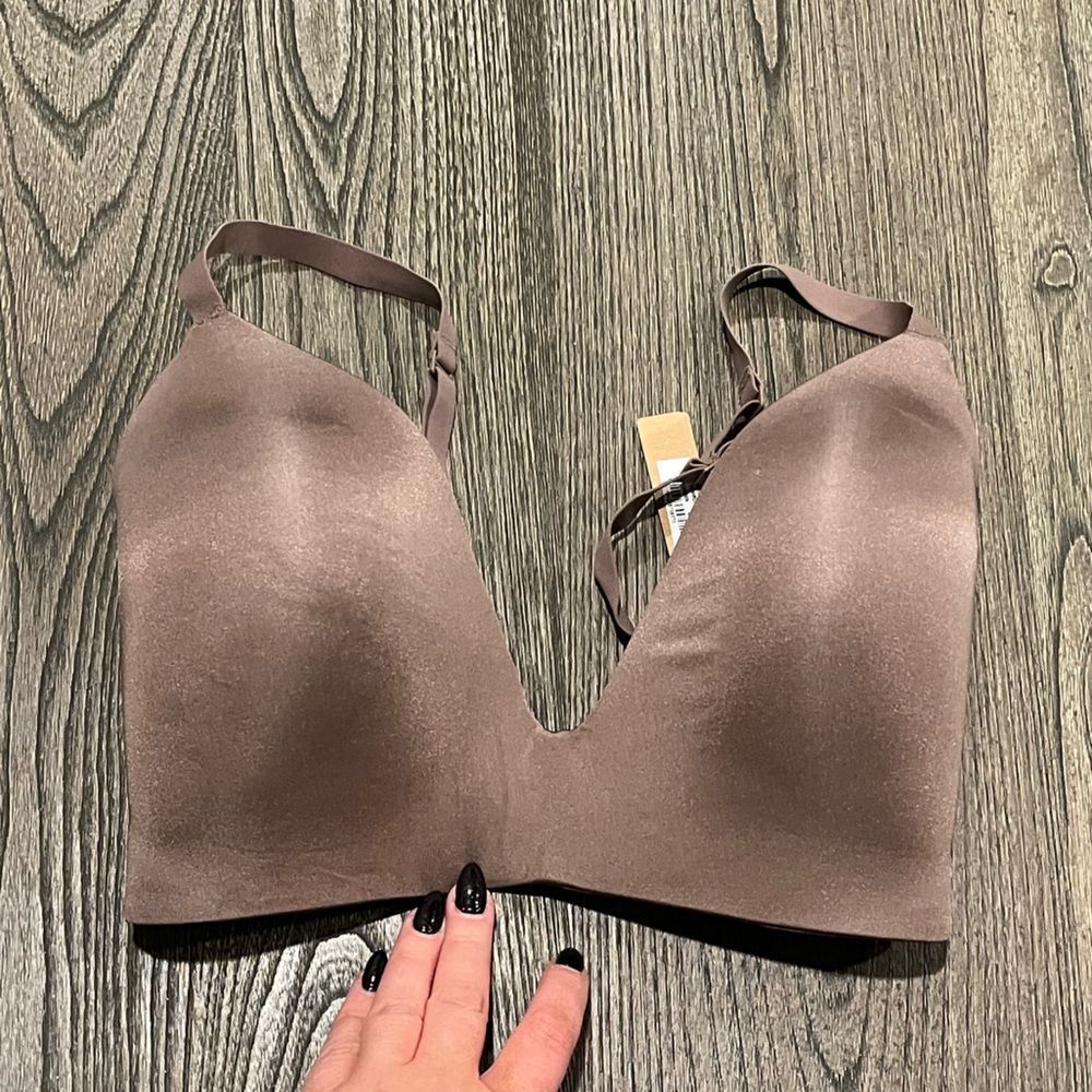 NEW SKIMS Women's Wireless Form Push-Up Plunge Bra BR-WRL-1889 Umber Brown 32H